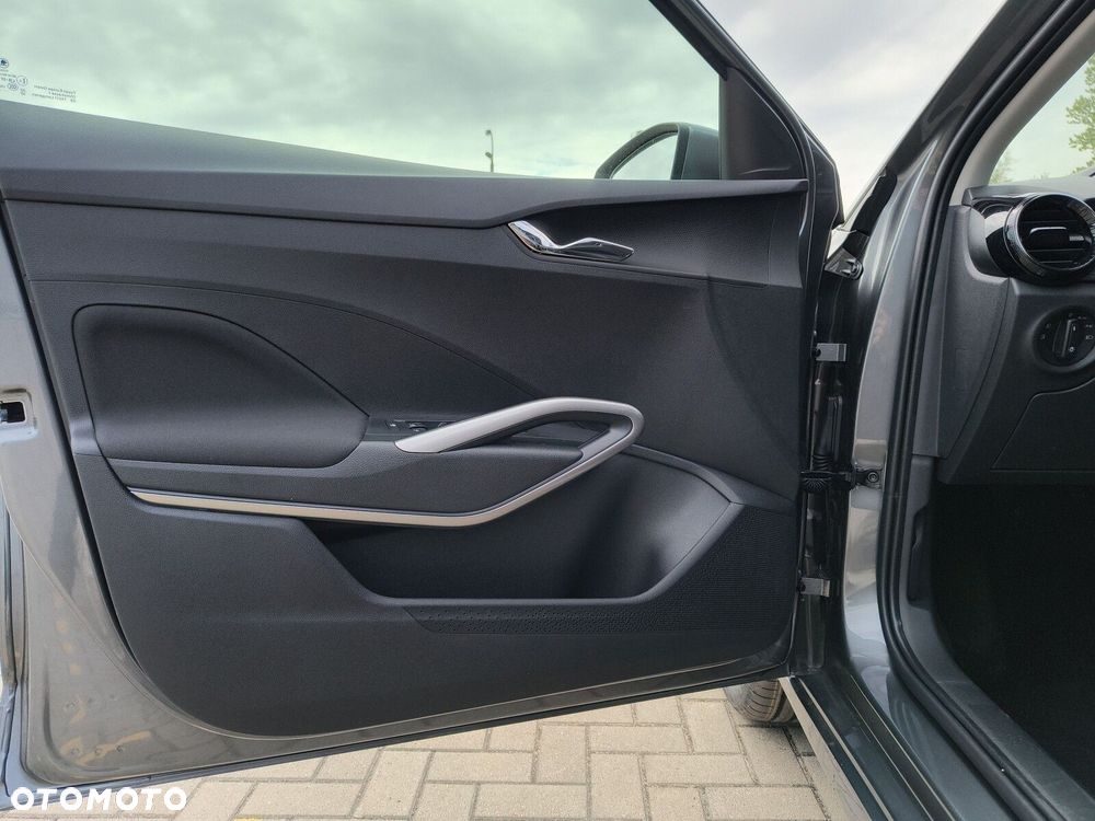 Skoda Fabia 1.5 TSI Drive DSG - 11