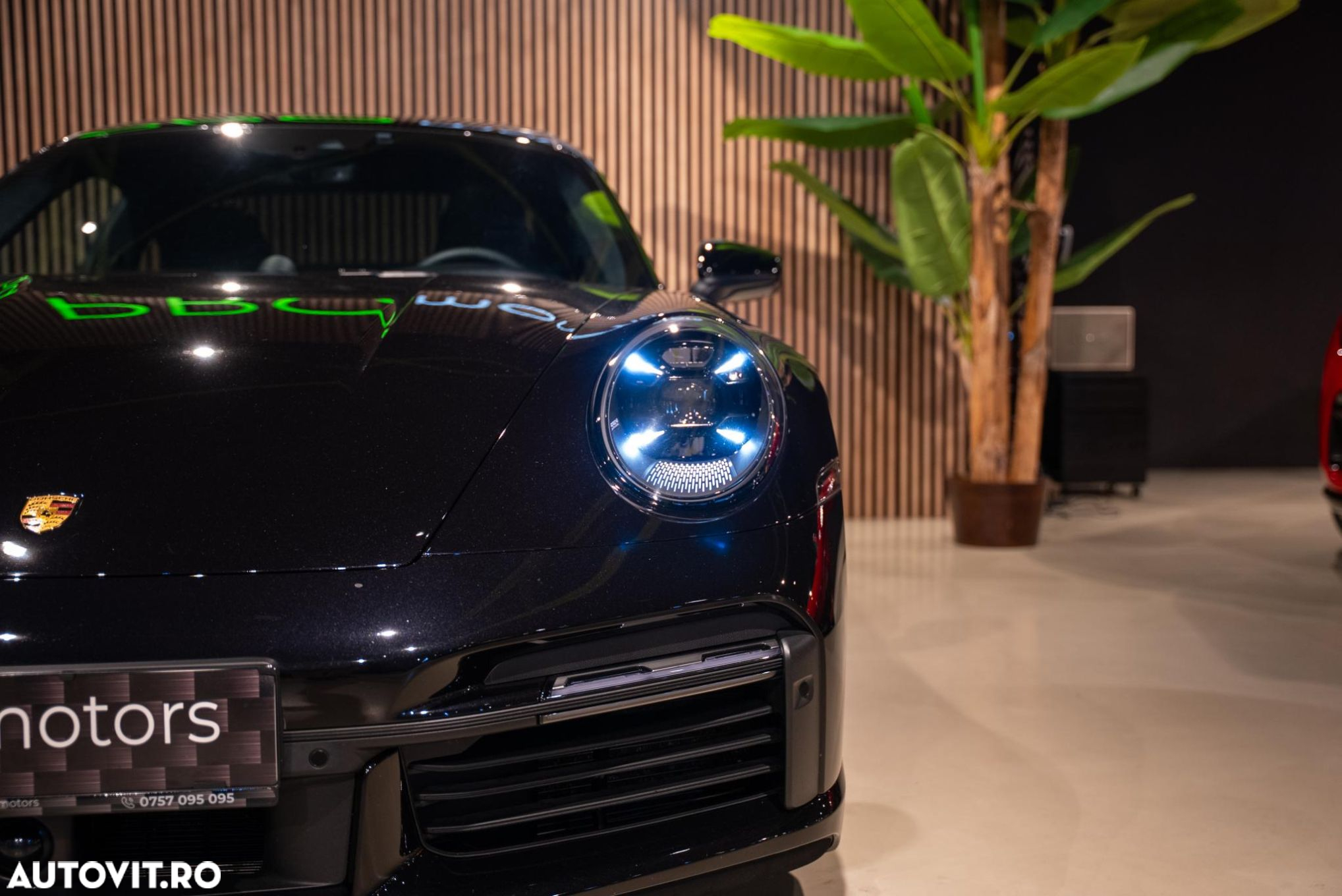 Porsche 911-TURBO-S PDK - 2