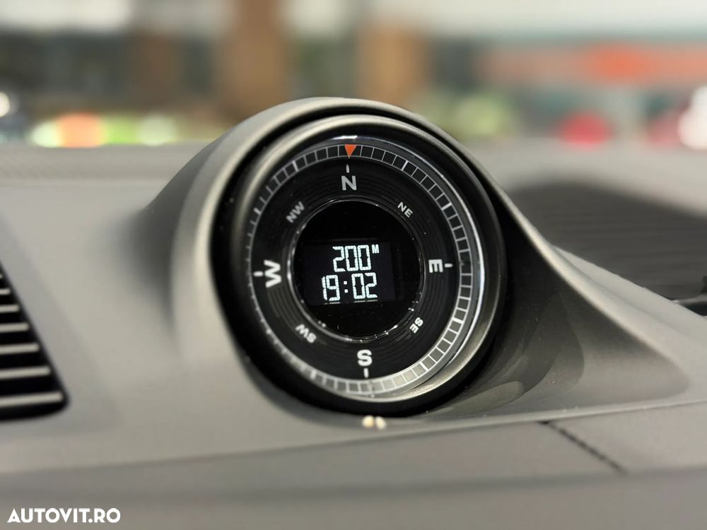 Porsche Cayenne Standard - 34