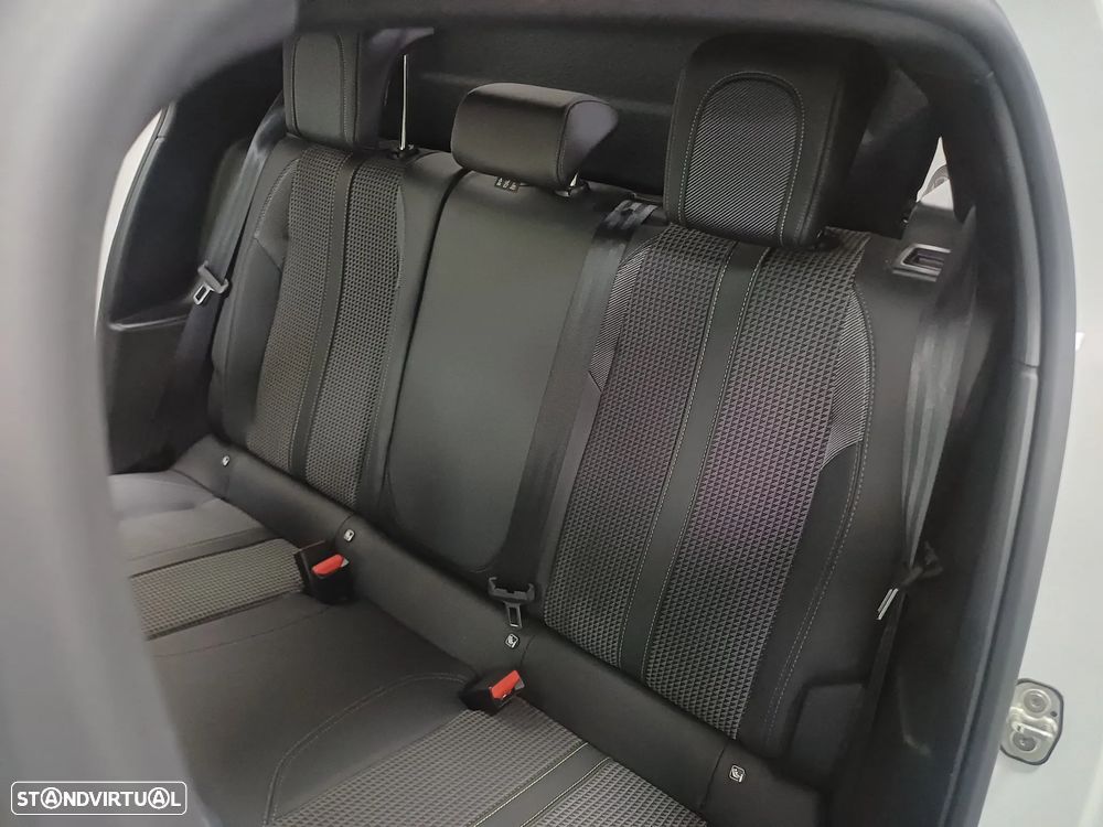 Peugeot 208 PureTech 130 EAT8 GT Pack - 16