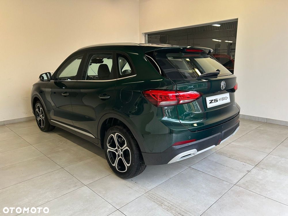 MG ZS Hybrid+ - 8