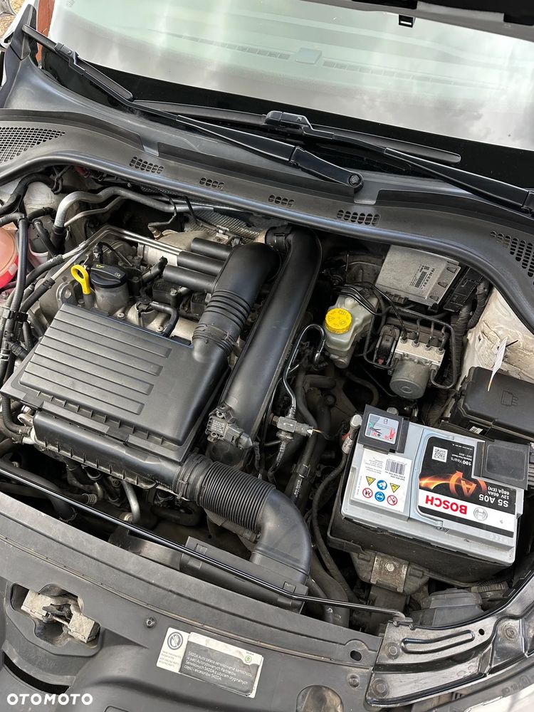 Skoda RAPID 1.2 TSI Active - 12