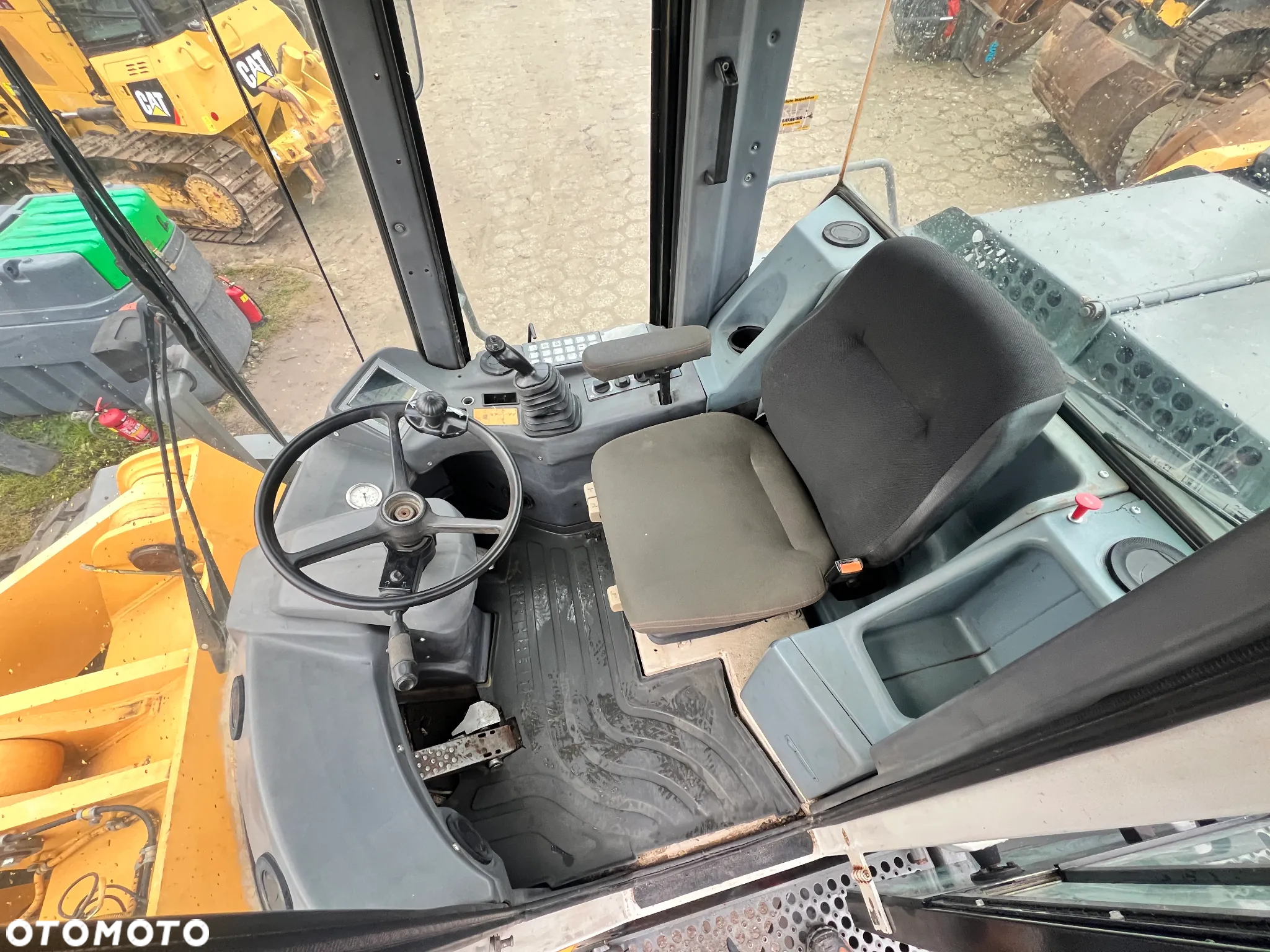 Liebherr ładowarka kołowa L564 Nowe Opony, Gotowa do pracy, 4m3, wytulejowana. KLIMA - 12