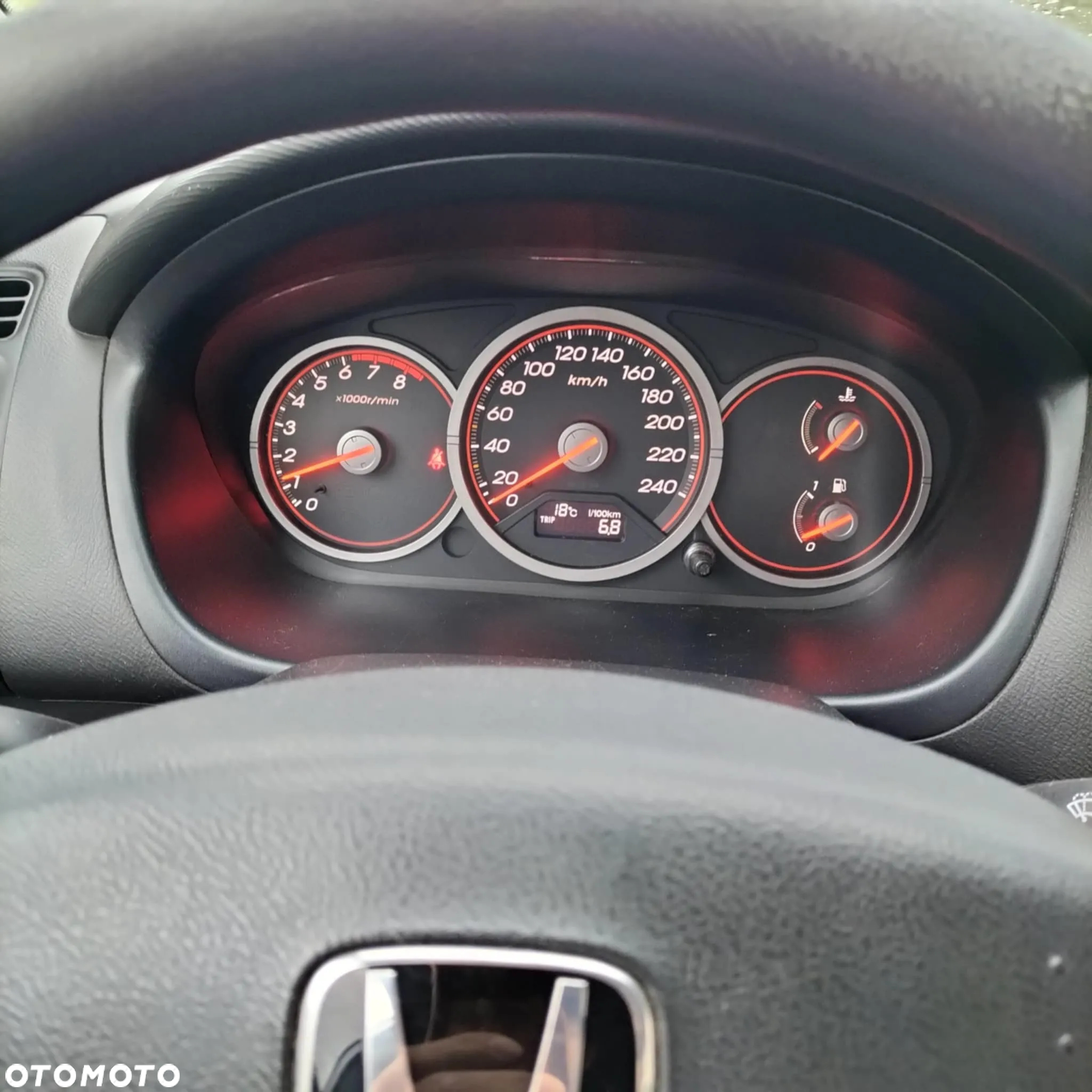 Honda Civic 1.6i ES - 4