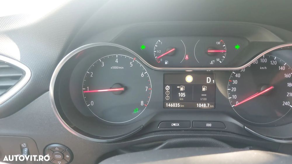 Opel Crossland - 26