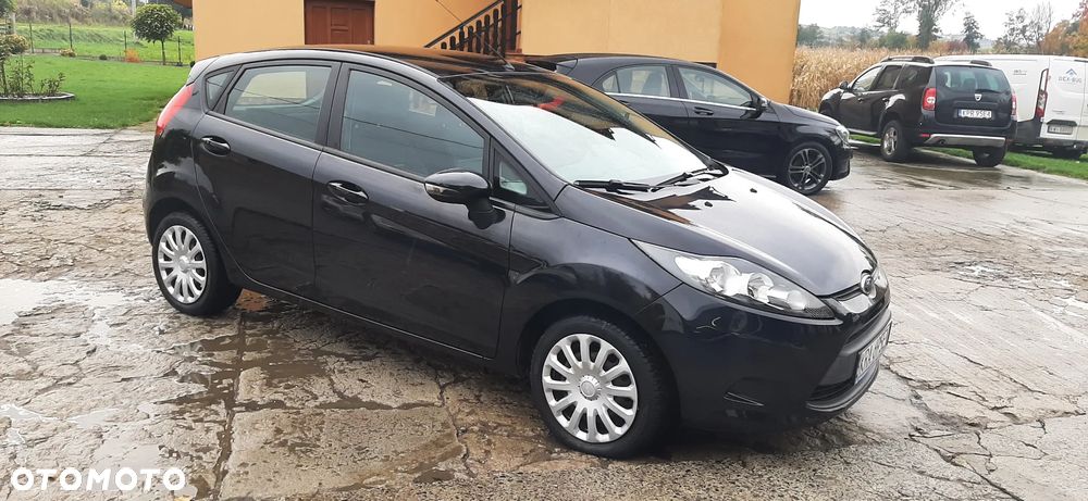 Ford Fiesta - 2