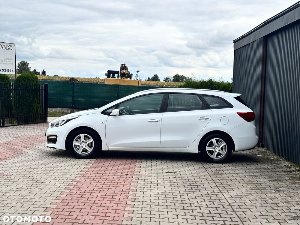 Kia Ceed 1.4 L Business Line - 11