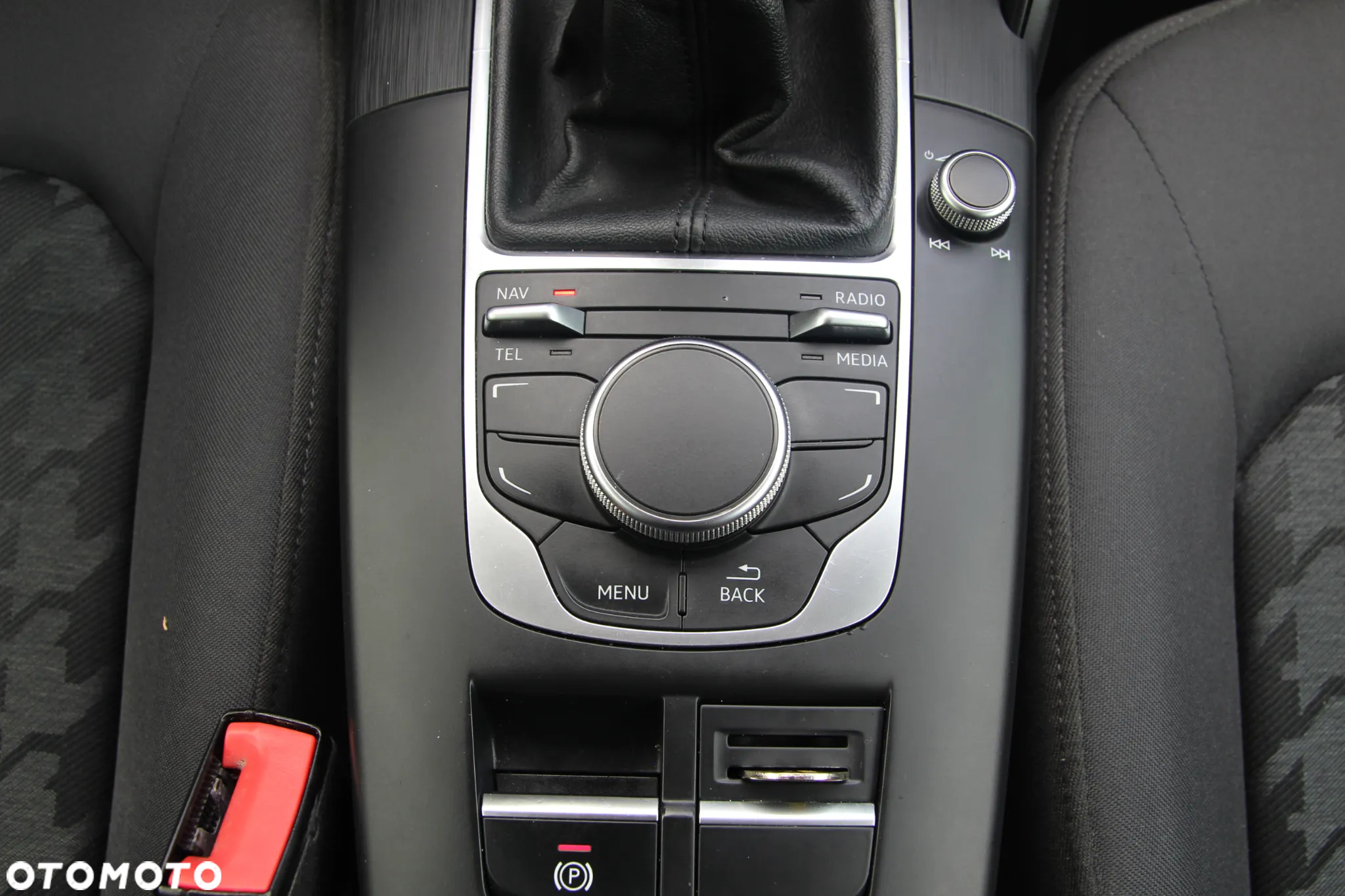 Audi A3 1.6 TDI Attraction - 24