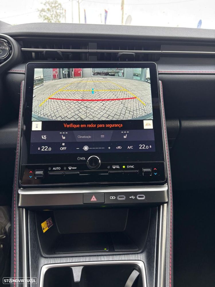 Lexus LBX Emotion - 16