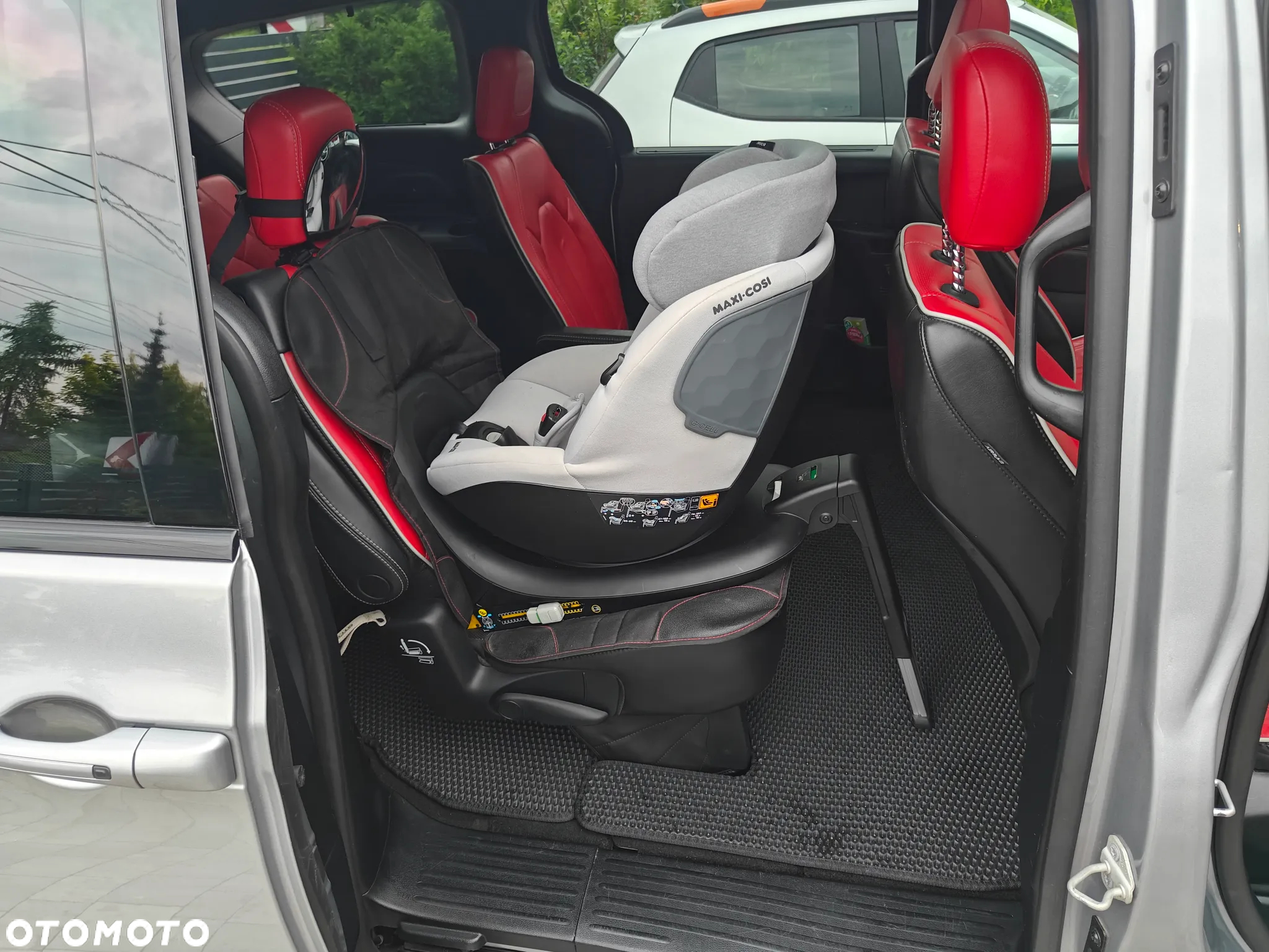 Chrysler Pacifica - 23