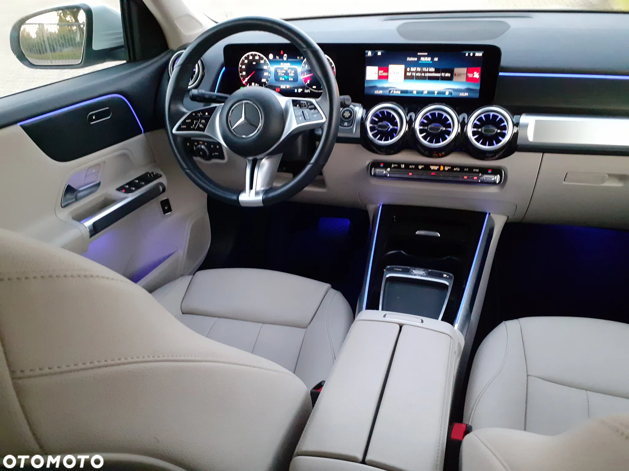 Mercedes-Benz GLB 200 Progressive 7G-DCT - 26