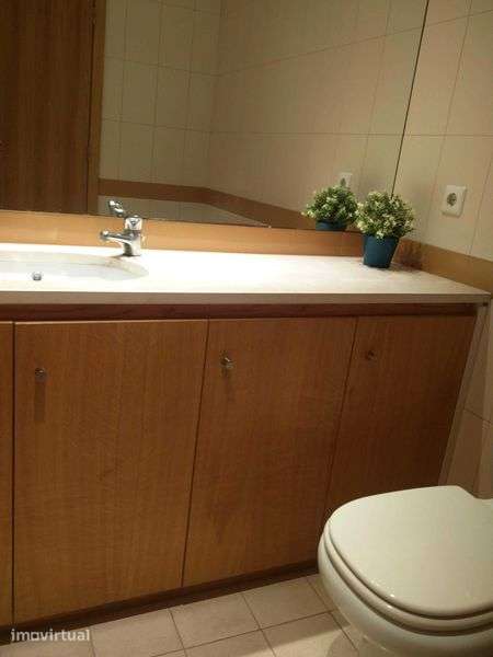 Apartamento T1 mobilado Arrábida c/ garagem - Grande imagem: 5/8