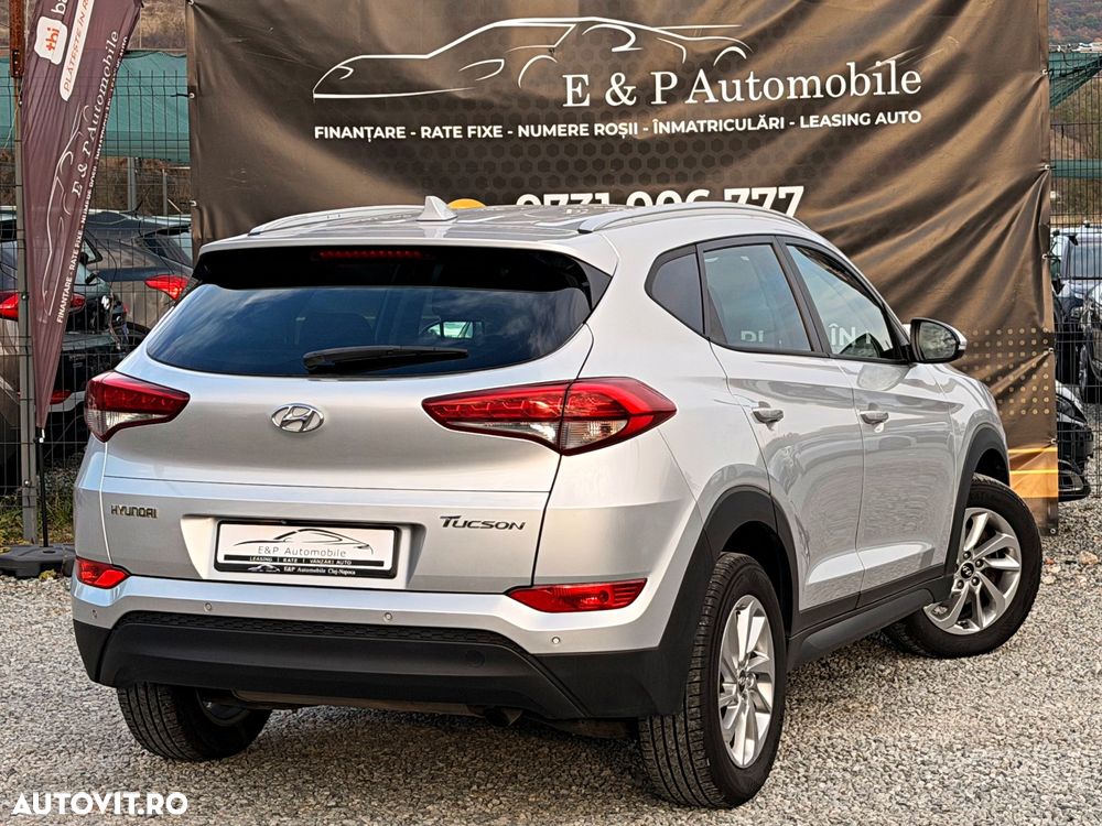 Hyundai Tucson blue 1.7 CRDi 2WD Style - 11