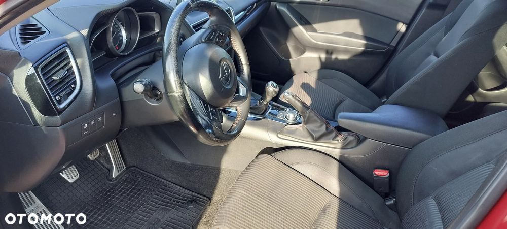 Mazda 3 - 4