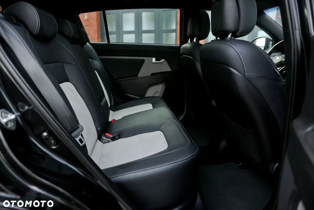 Kia Sportage 2.0 CRDI 184 AWD Platinum Edition - 25