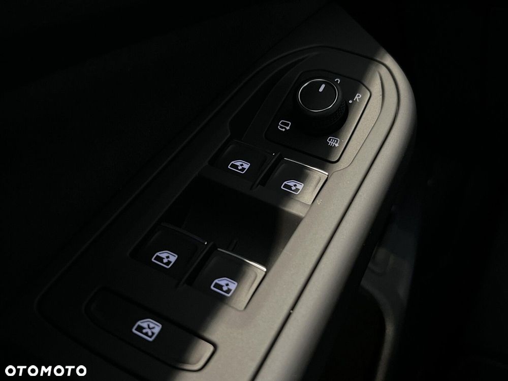 Volkswagen Golf Variant - 14