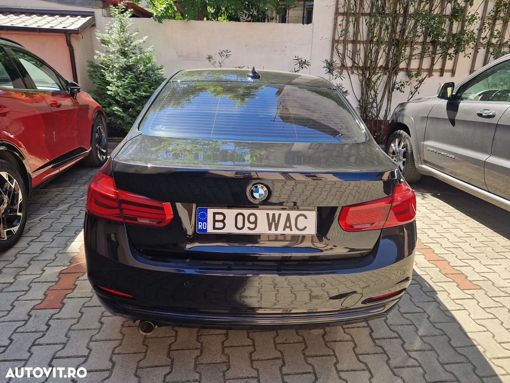 BMW Seria 3 318d Aut. Sport Line - 13