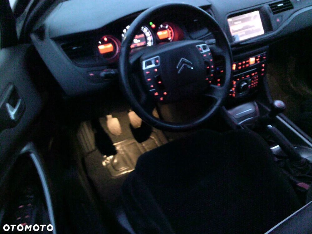 Citroën C5 1.6 HDi Attraction - 8