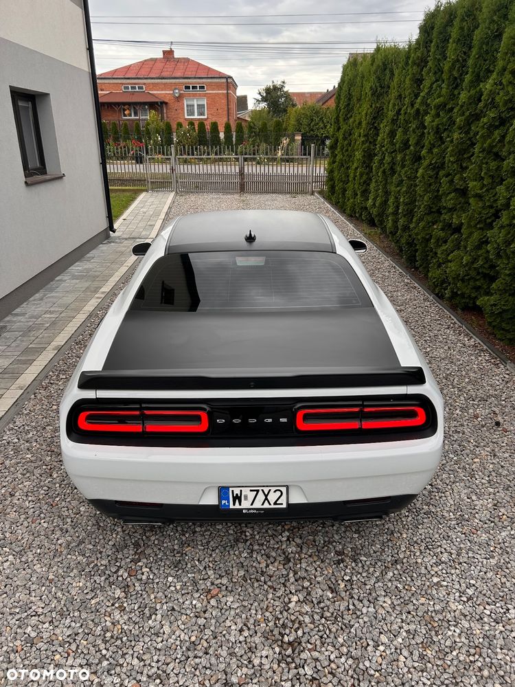 Dodge Challenger 5.7 R/T - 7
