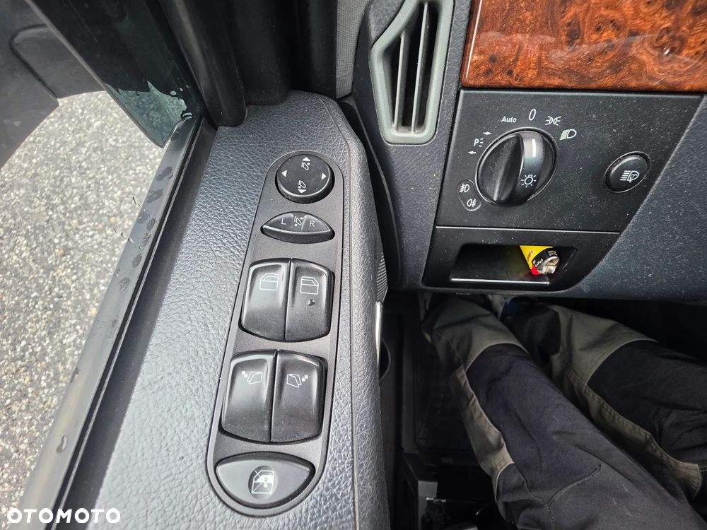 Mercedes-Benz Viano 3.0 CDI lang Automatik X-CLUSIVE DPF - 9
