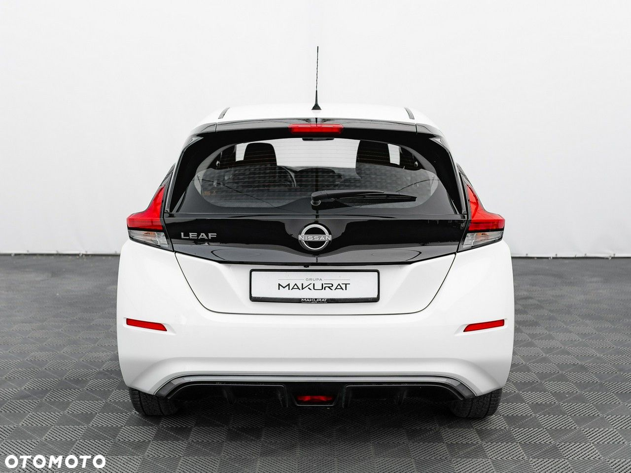 Nissan Leaf - 11
