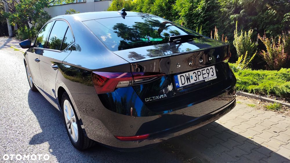 Skoda Octavia 1.5 TSI ACT Ambition - 6