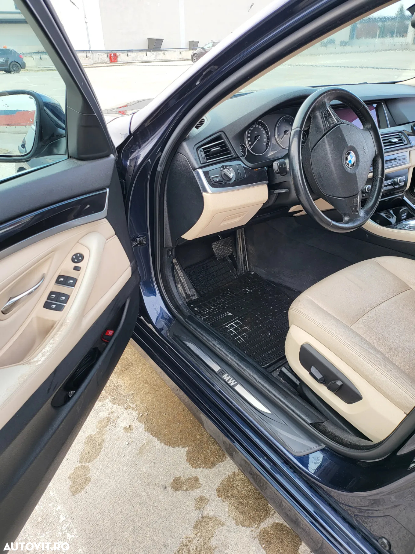 BMW Seria 5 520d xDrive Touring Aut. - 11