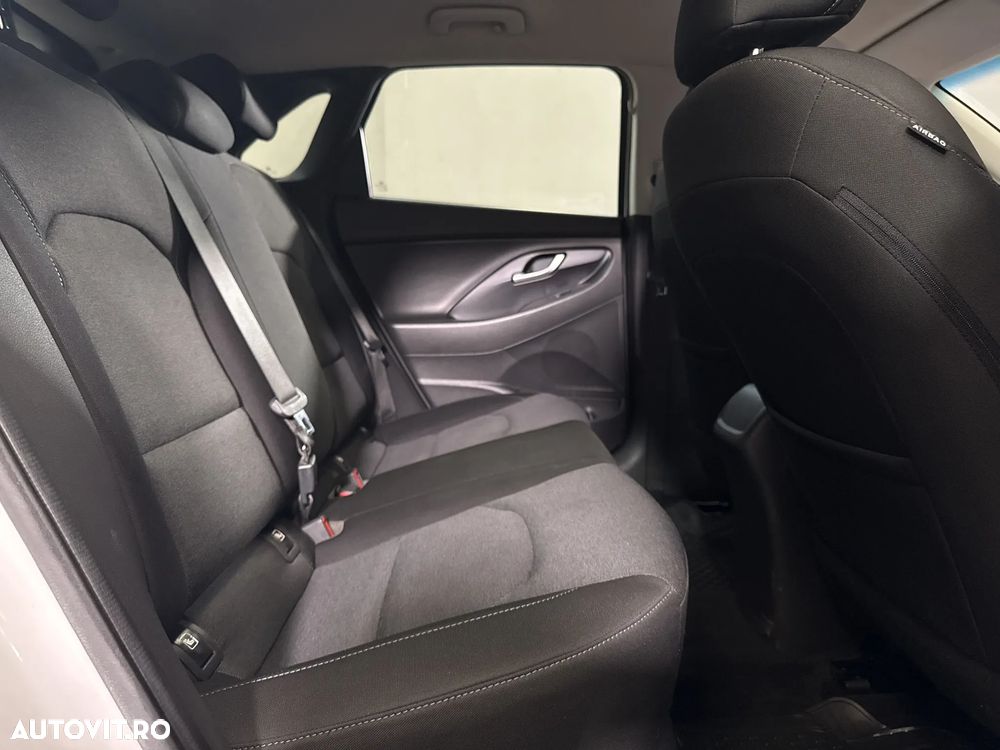 Hyundai i30 - 13