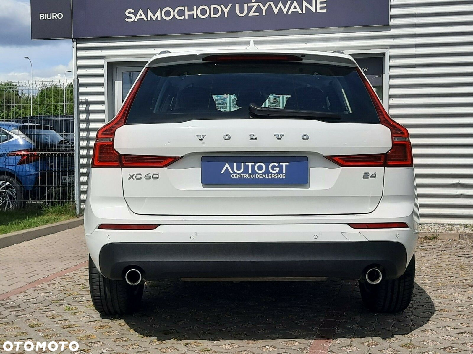 Volvo XC 60 B4 B Momentum - 21