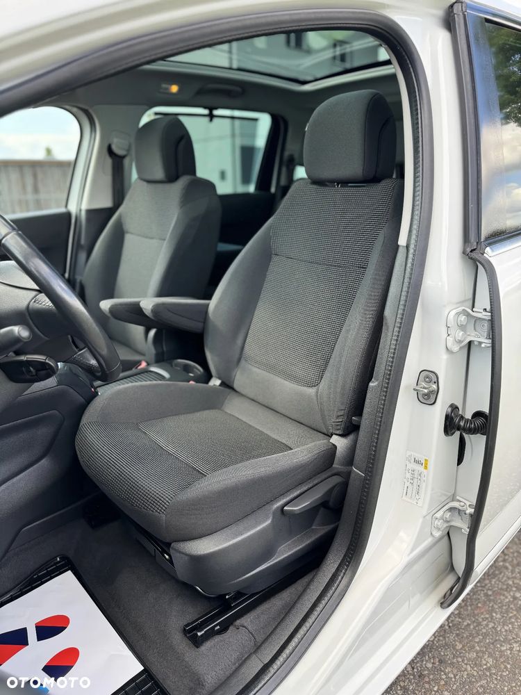 Peugeot 5008 2.0 HDi Allure - 30