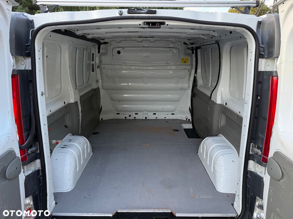 Renault Trafic - 12