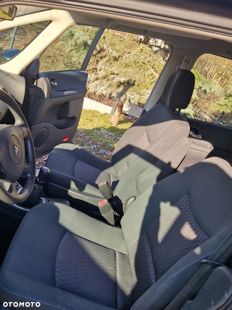 Renault Espace 2.0 Authentique - 19