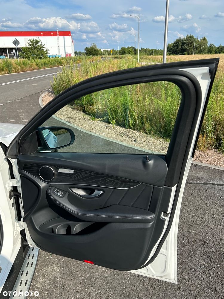 Mercedes-Benz GLC 220 d - 21