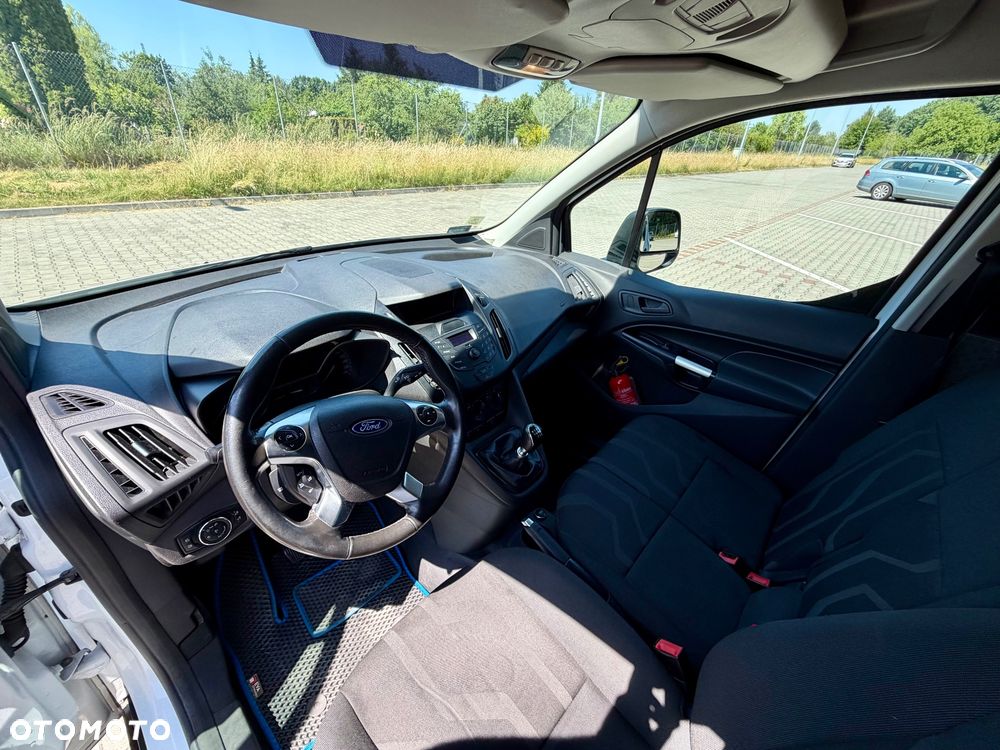 Ford Transit Connect - 8