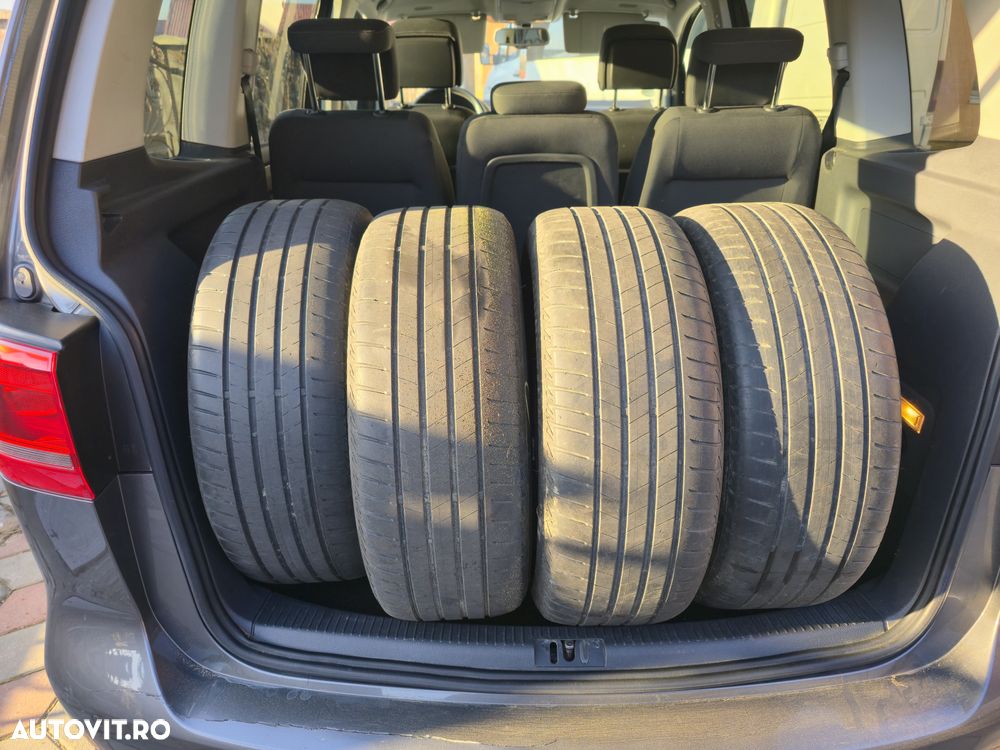 Volkswagen Touran 2.0 TDI SCR (BlueMotion Technology) Highline - 19