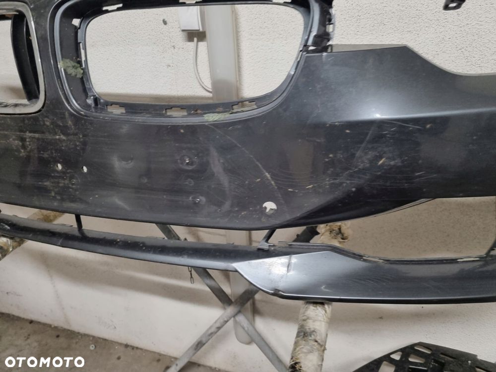 BMW F30 ZDERZAK PRZÓD PRZEDNI PDC SPRYSKI - 4