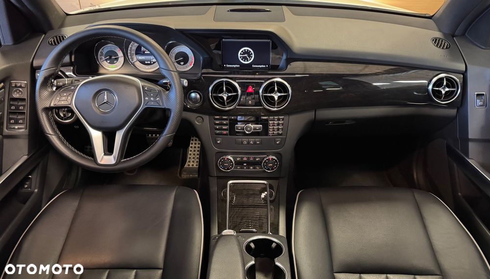 Mercedes-Benz GLK 350 4-Matic - 16