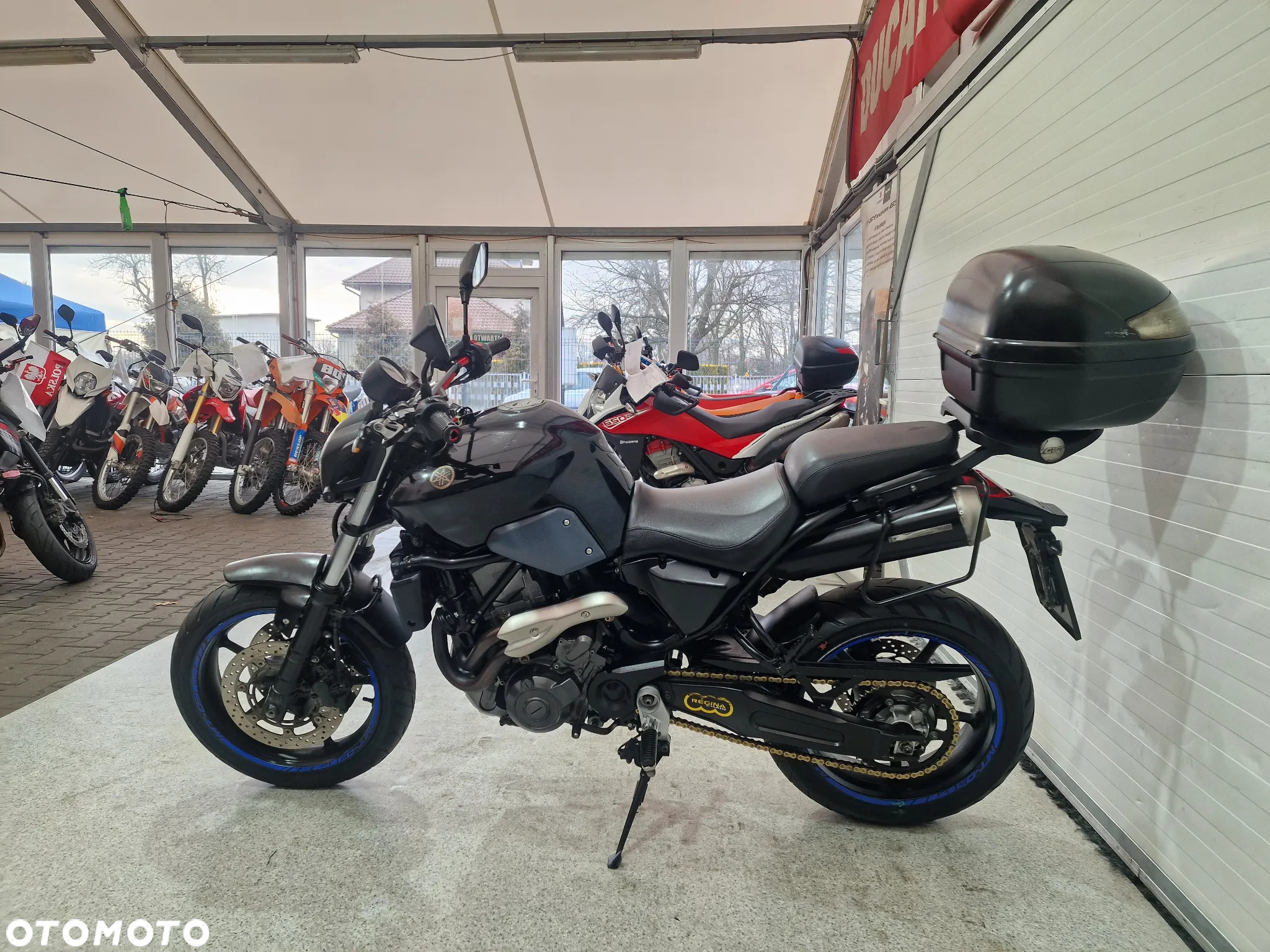 Yamaha MT - 18