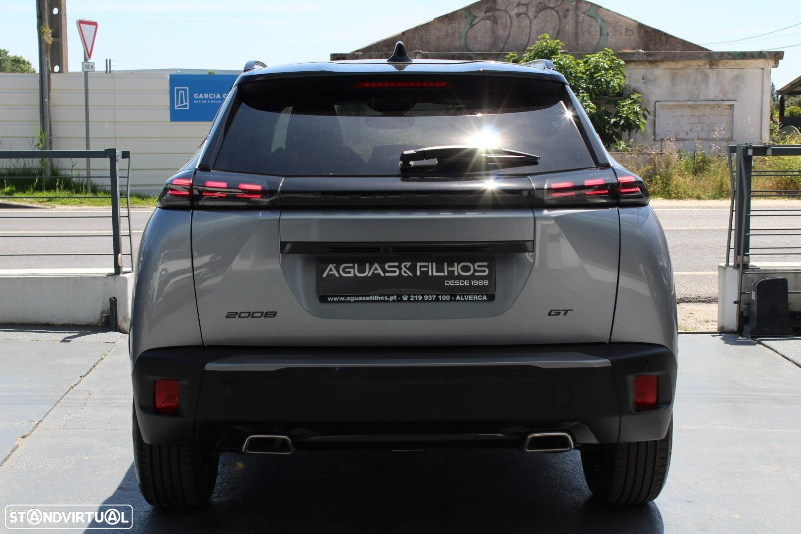 Peugeot 2008 1.2 PureTech GT EAT8 - 8