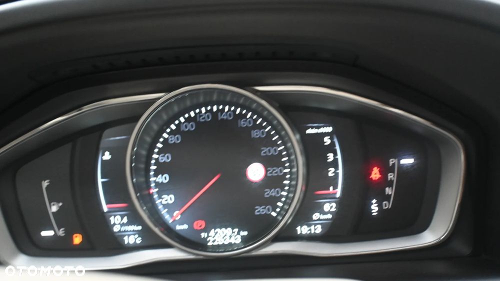 Volvo XC 60 D5 AWD Summum - 33