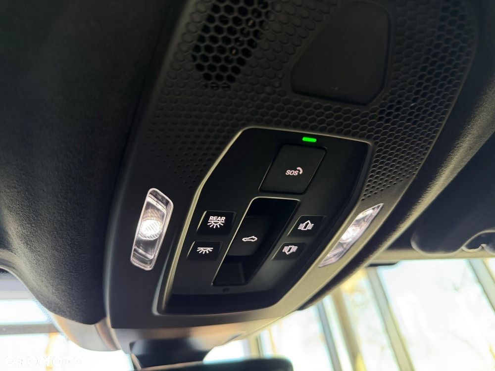 Porsche Panamera - 24