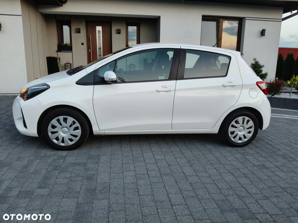 Toyota Yaris 1.5 Active - 9