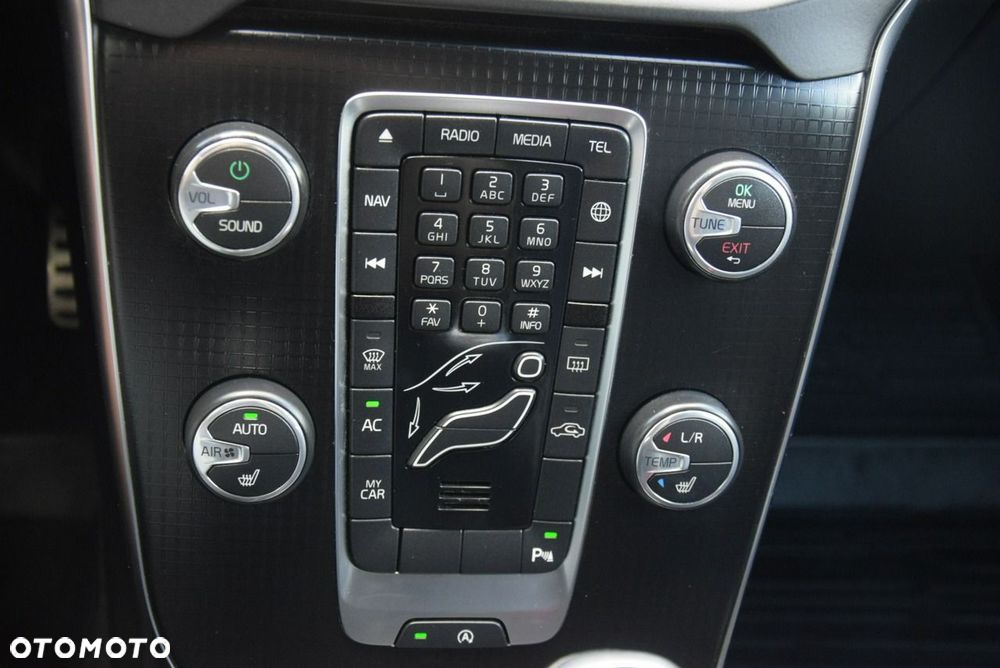 Volvo V40 D2 Kinetic - 38