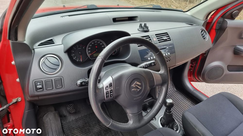 Suzuki Swift 1.3 JB Edition - 26