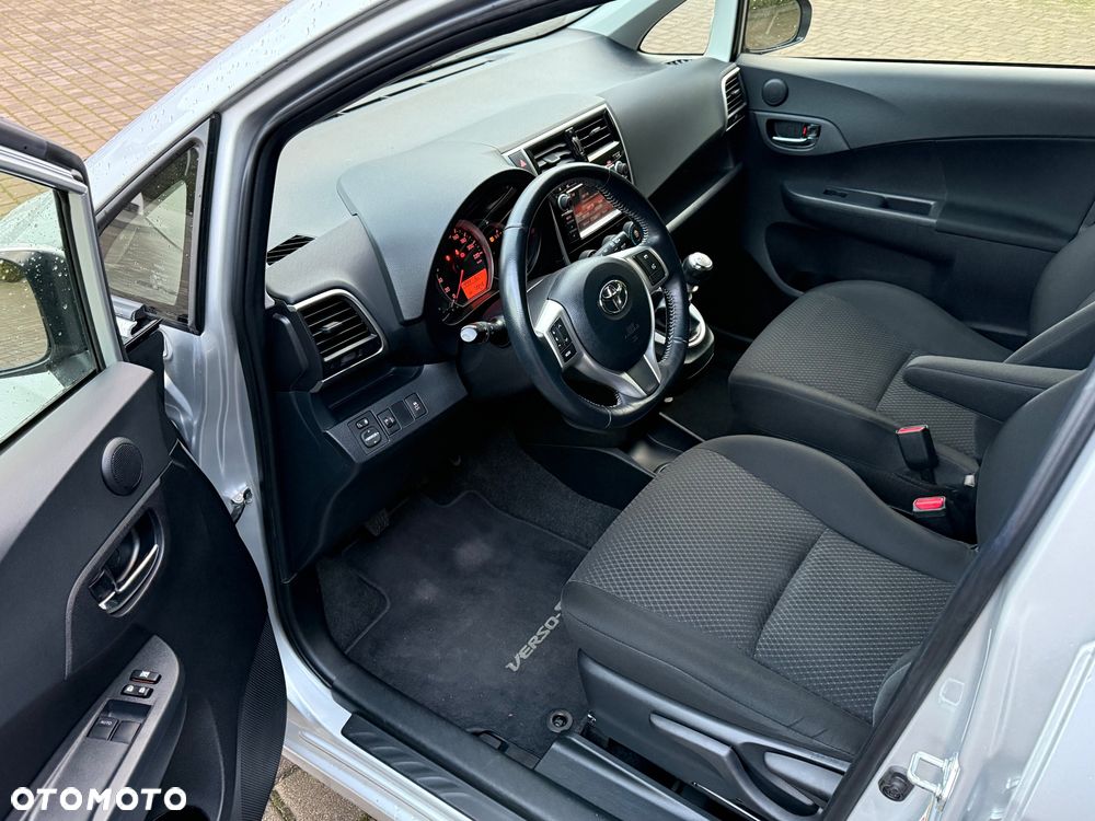 Toyota Verso S 1.33 Active - 17