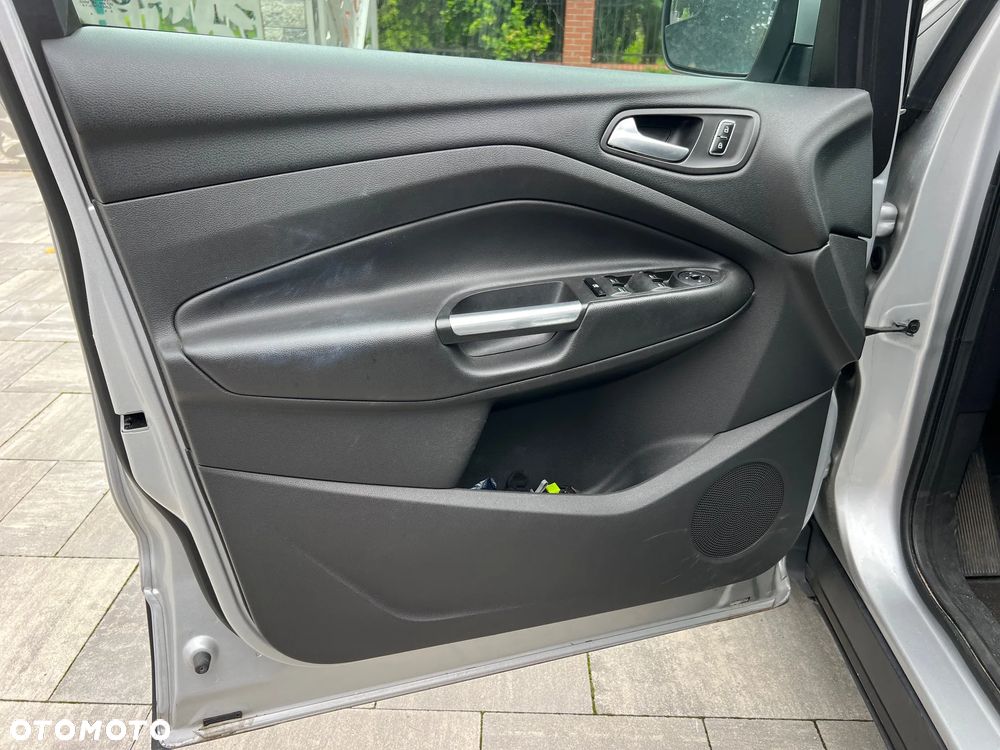 Ford Escape 2.0 EcoBoost AWD Titanium - 10