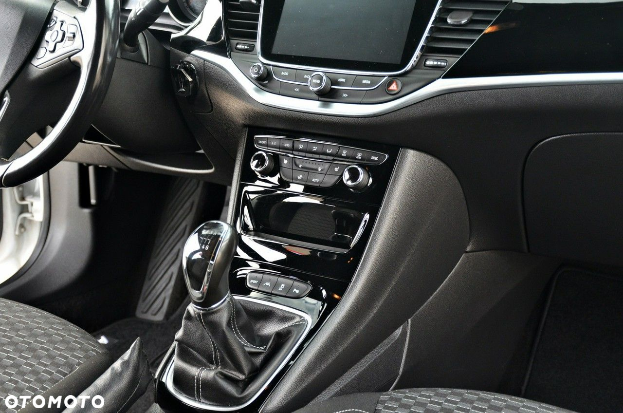 Opel Astra - 24
