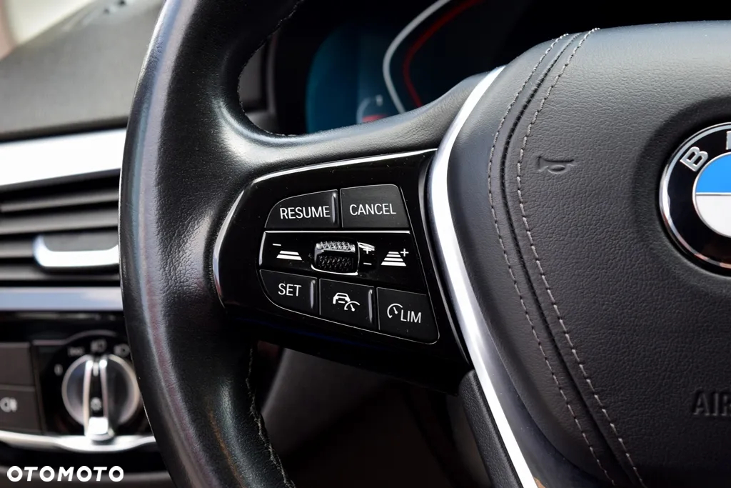 BMW Seria 5 520d Efficient Dynamics - 19