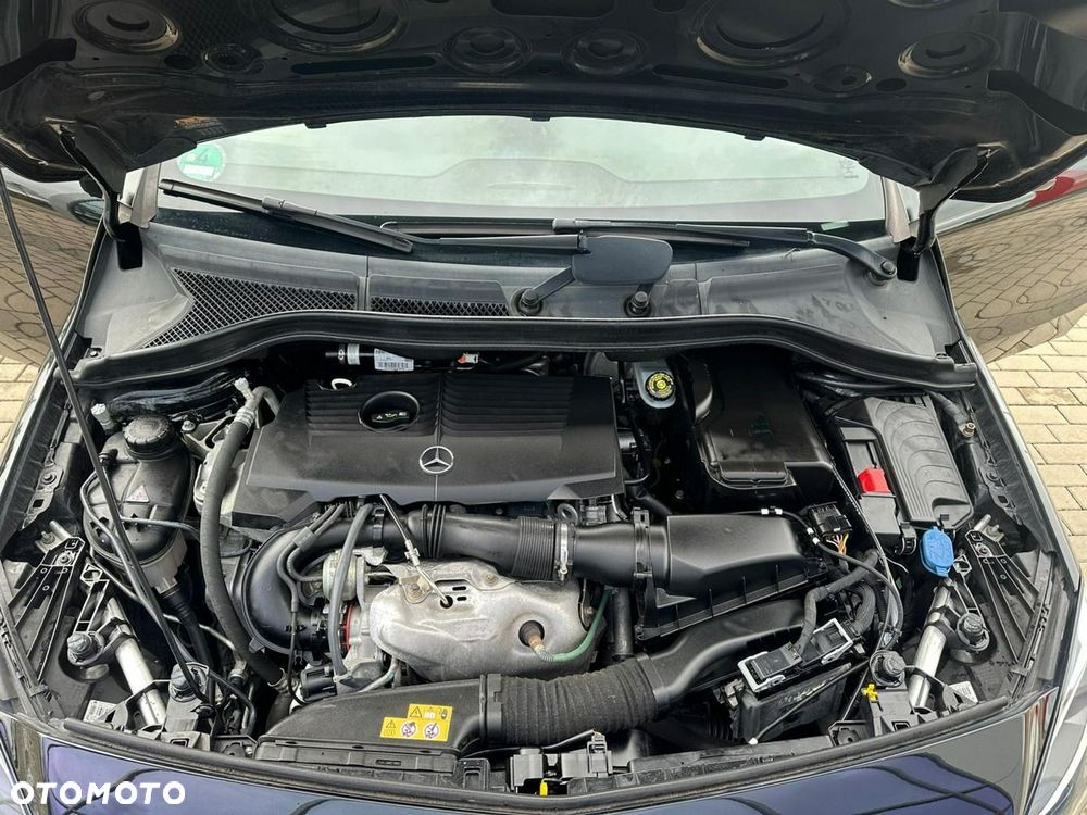 Mercedes-Benz Klasa B 180 Style - 28
