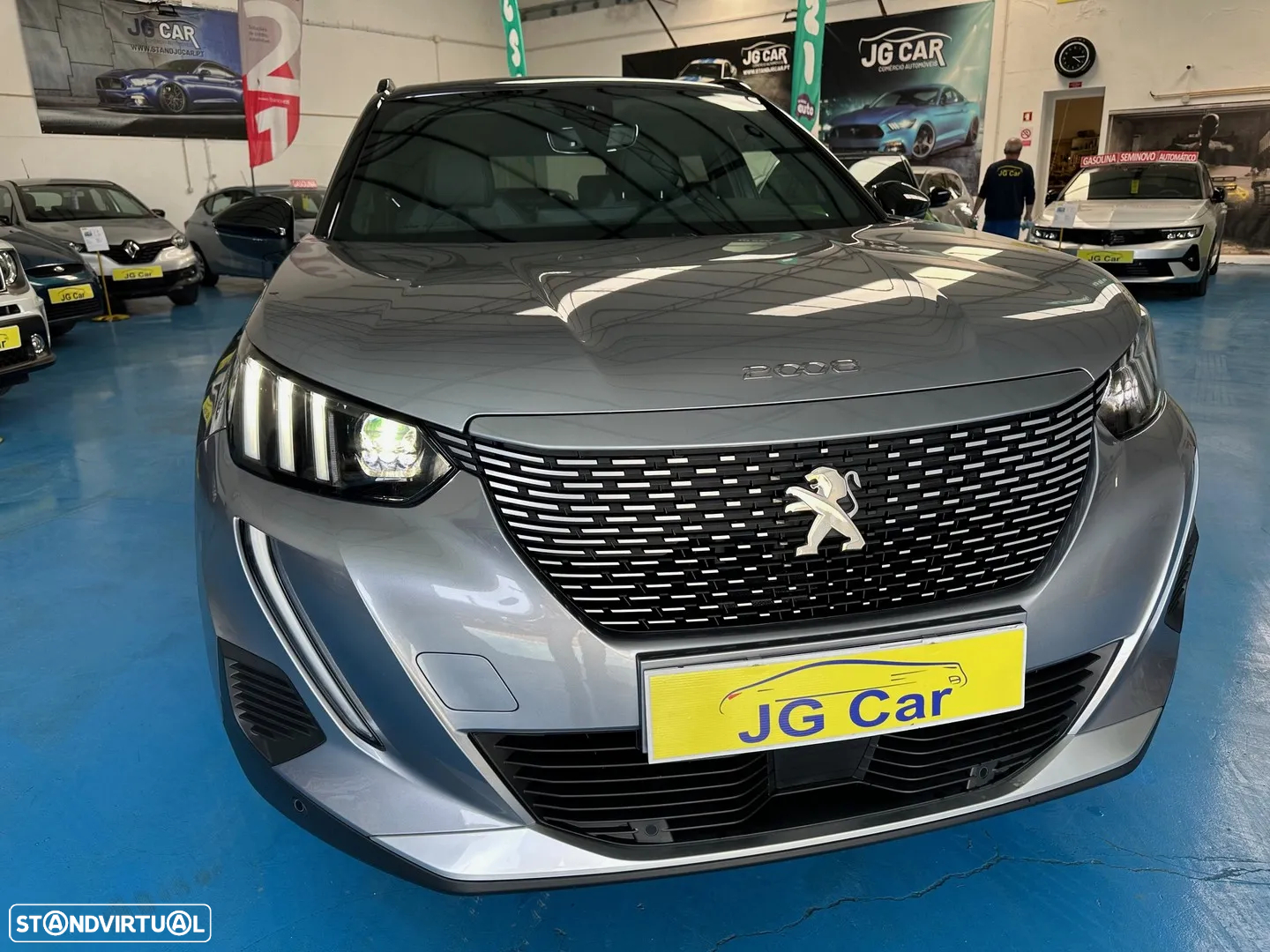 Peugeot e-2008 50 kWh GT - 3